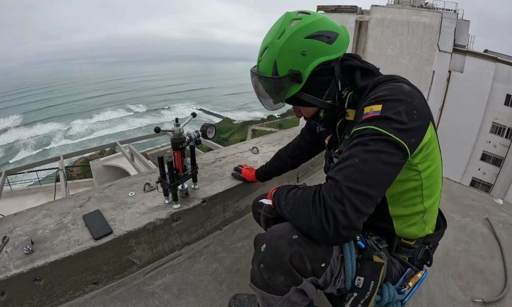 Instalación y Certificación de Puntos de Anclaje